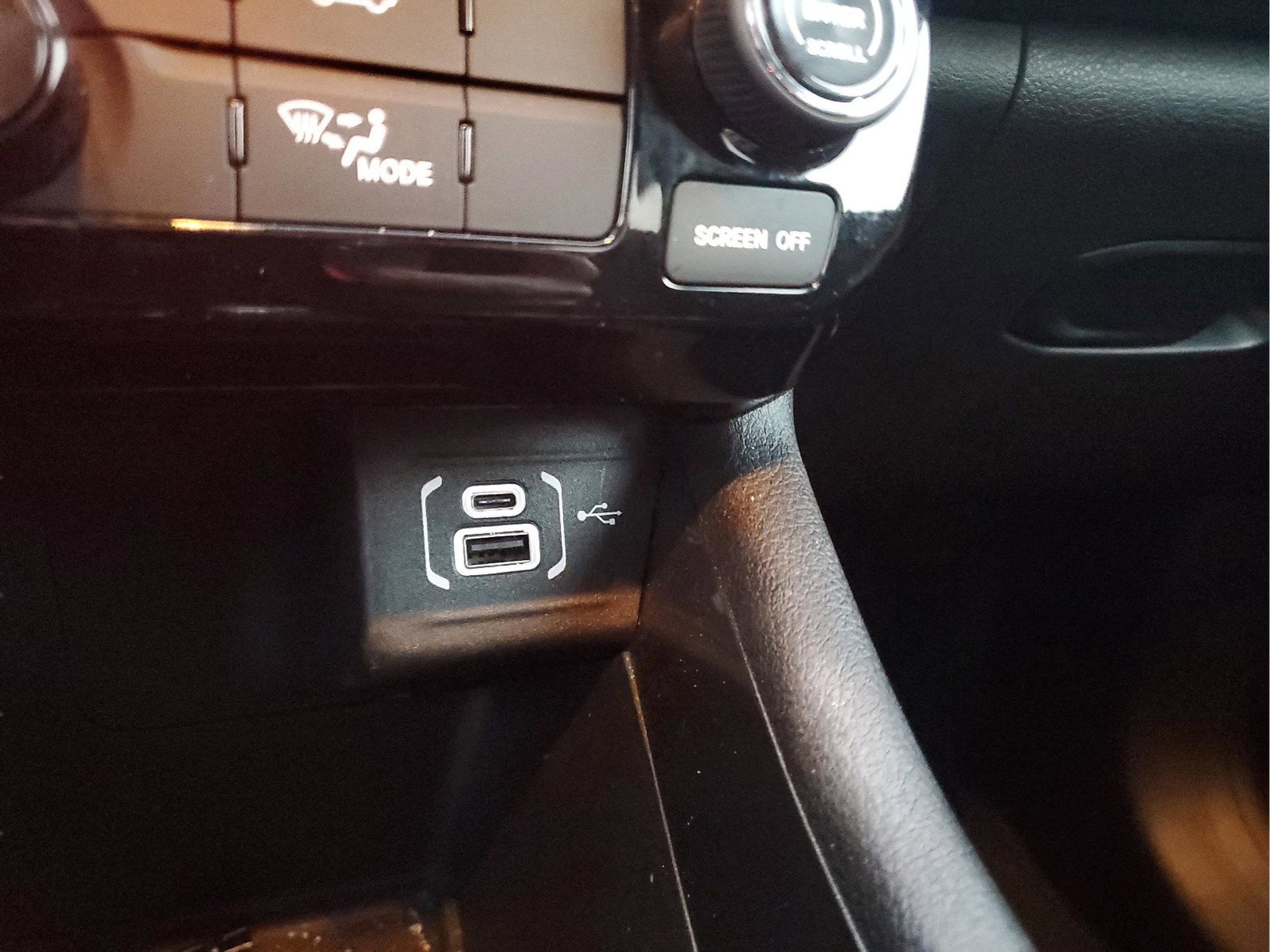 Certified 2024 Jeep Compass Sport image 20