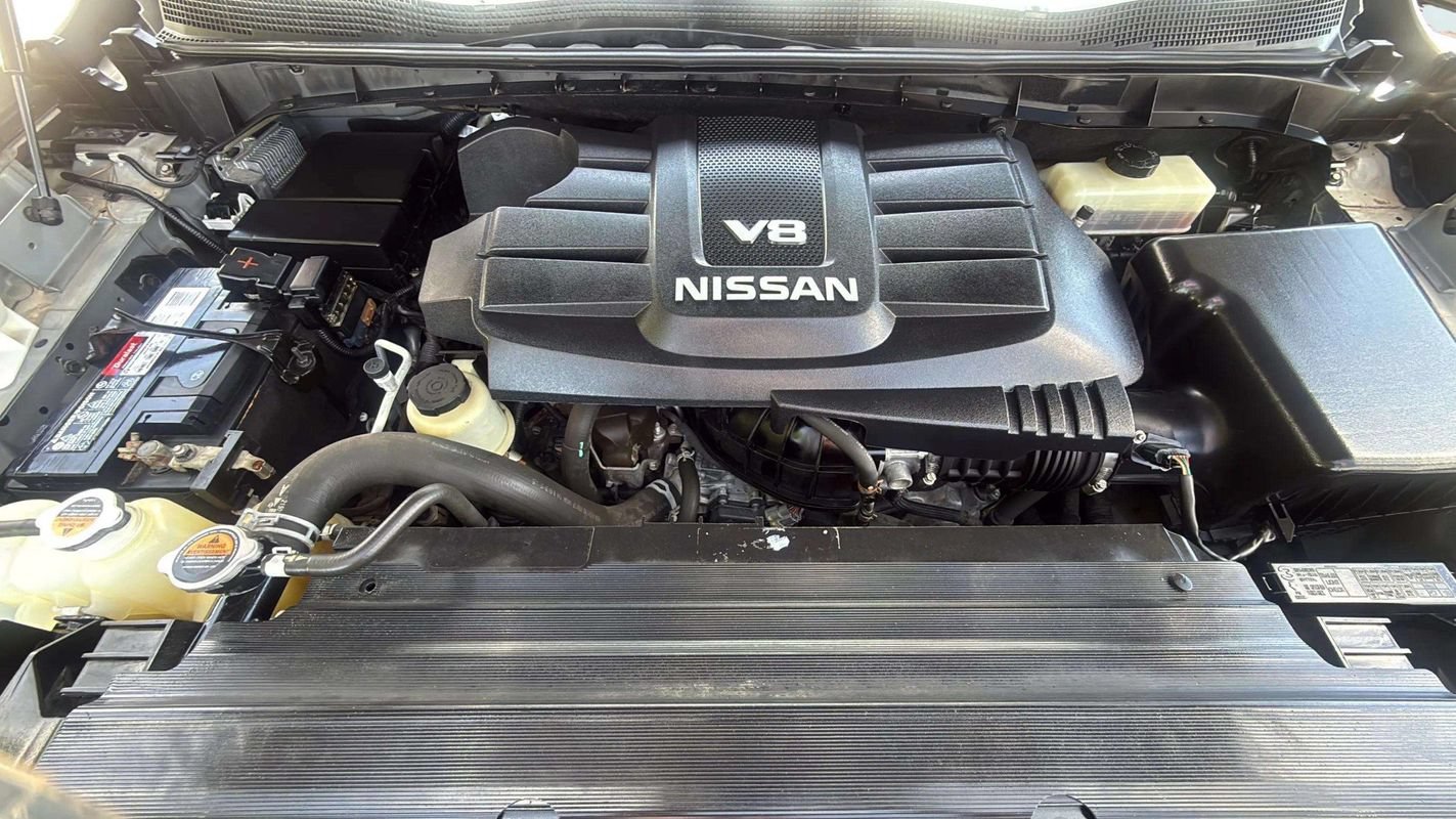 Used 2018 Nissan Titan SV w/ SV Utility Package AWD/4WD image 22