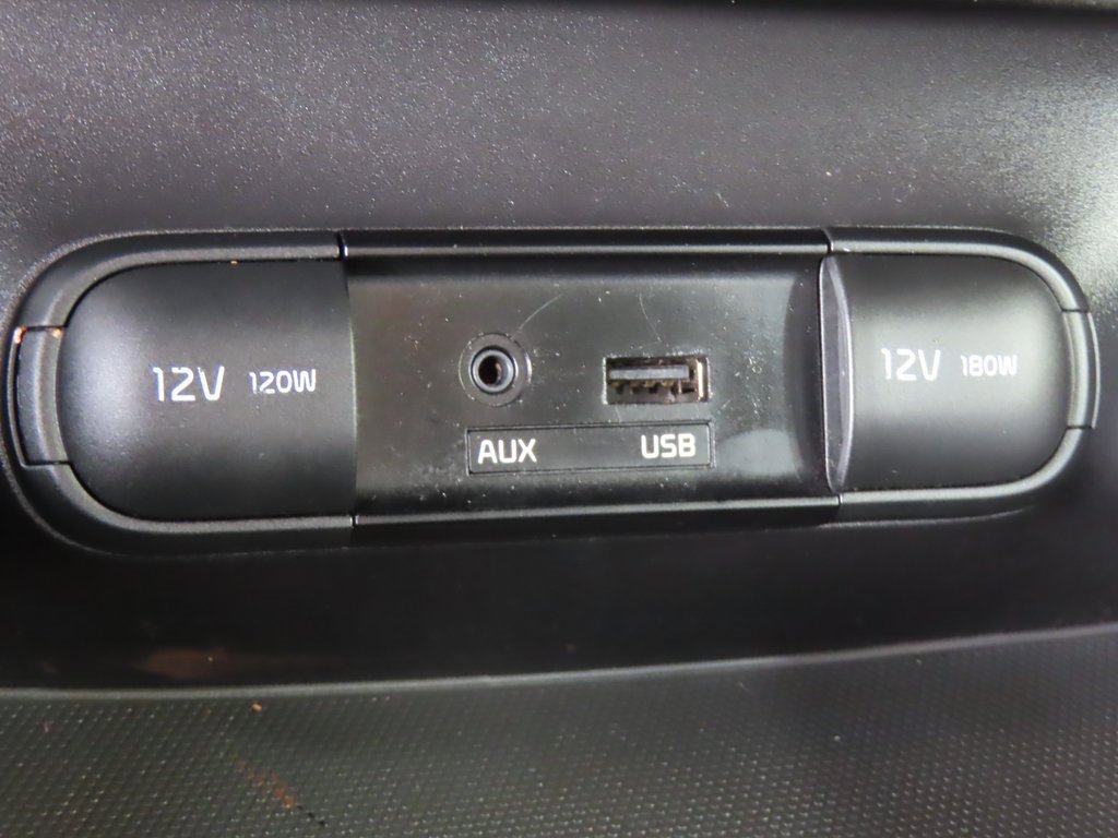 Used 2014 Kia Soul + image 7