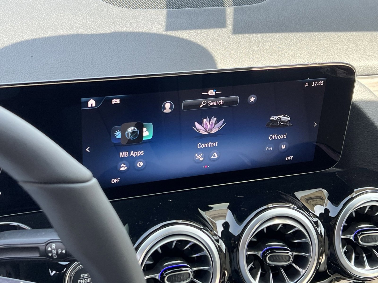 New 2026 Mercedes-Benz GLA 250 4MATIC image 18