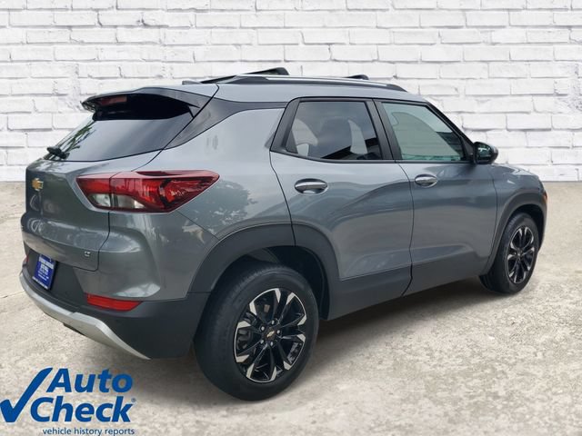 Used 2022 Chevrolet TrailBlazer LT w/ Convenience Package FWD image 4
