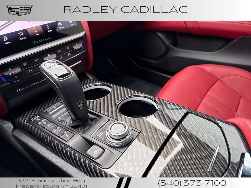 Used 2022 Maserati Quattroporte Modena Q4 image 22