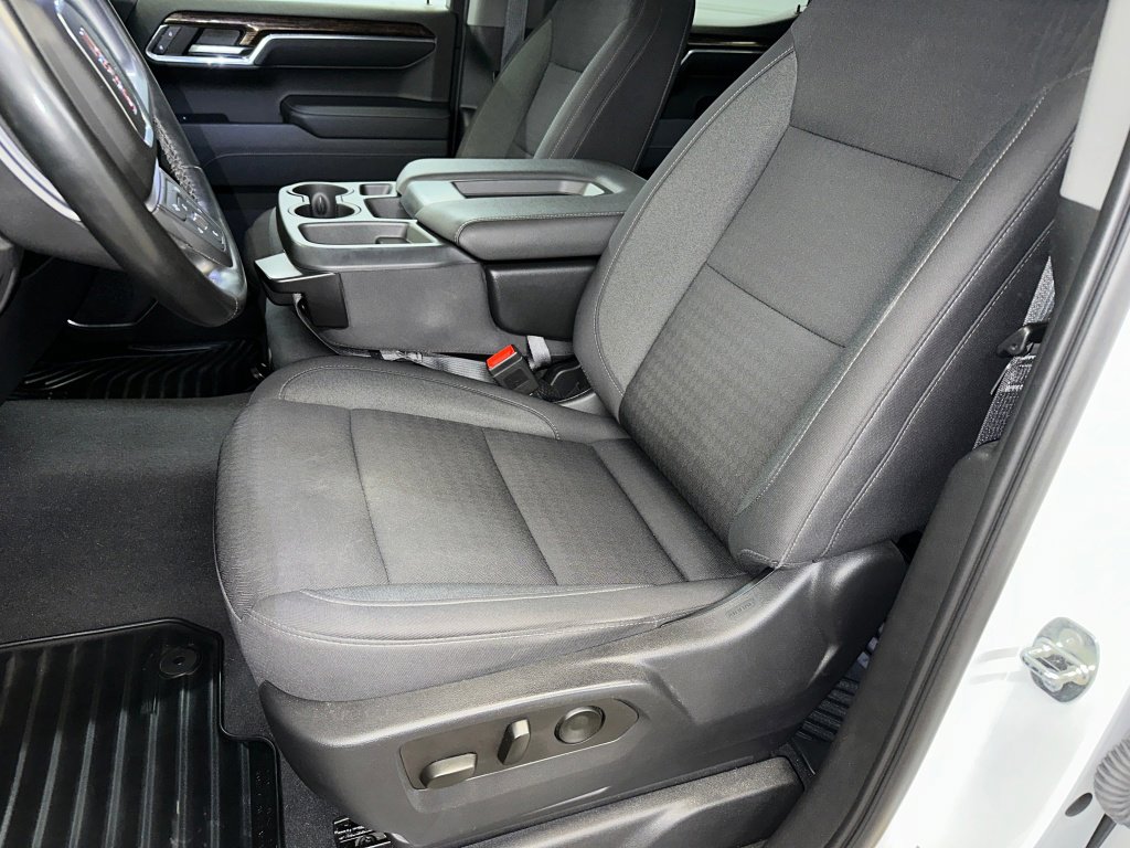 Certified 2023 GMC Sierra 1500 Elevation image 2