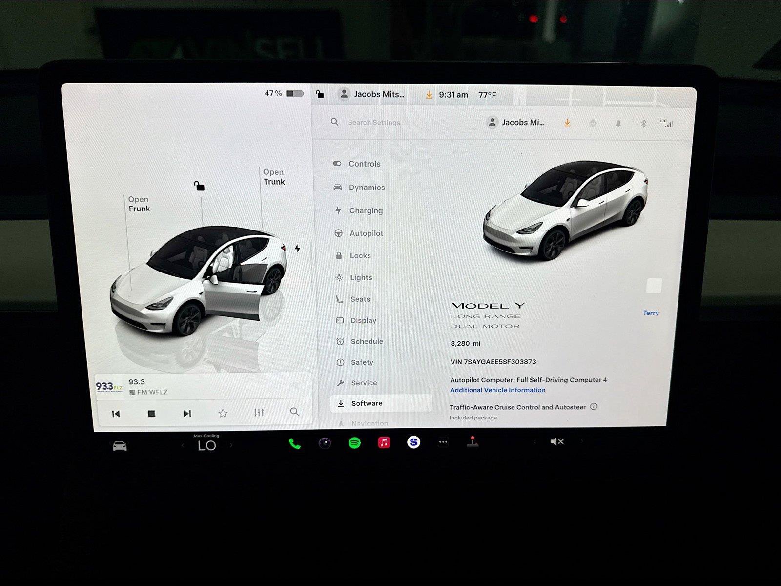 Used 2025 Tesla Model Y Long Range AWD/4WD image 4