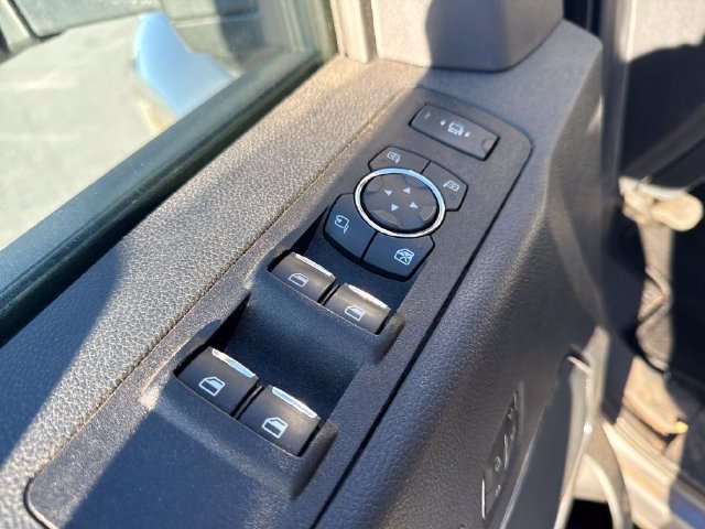Used 2022 Ford F450 Lariat w/ Lariat Ultimate Package AWD/4WD image 27