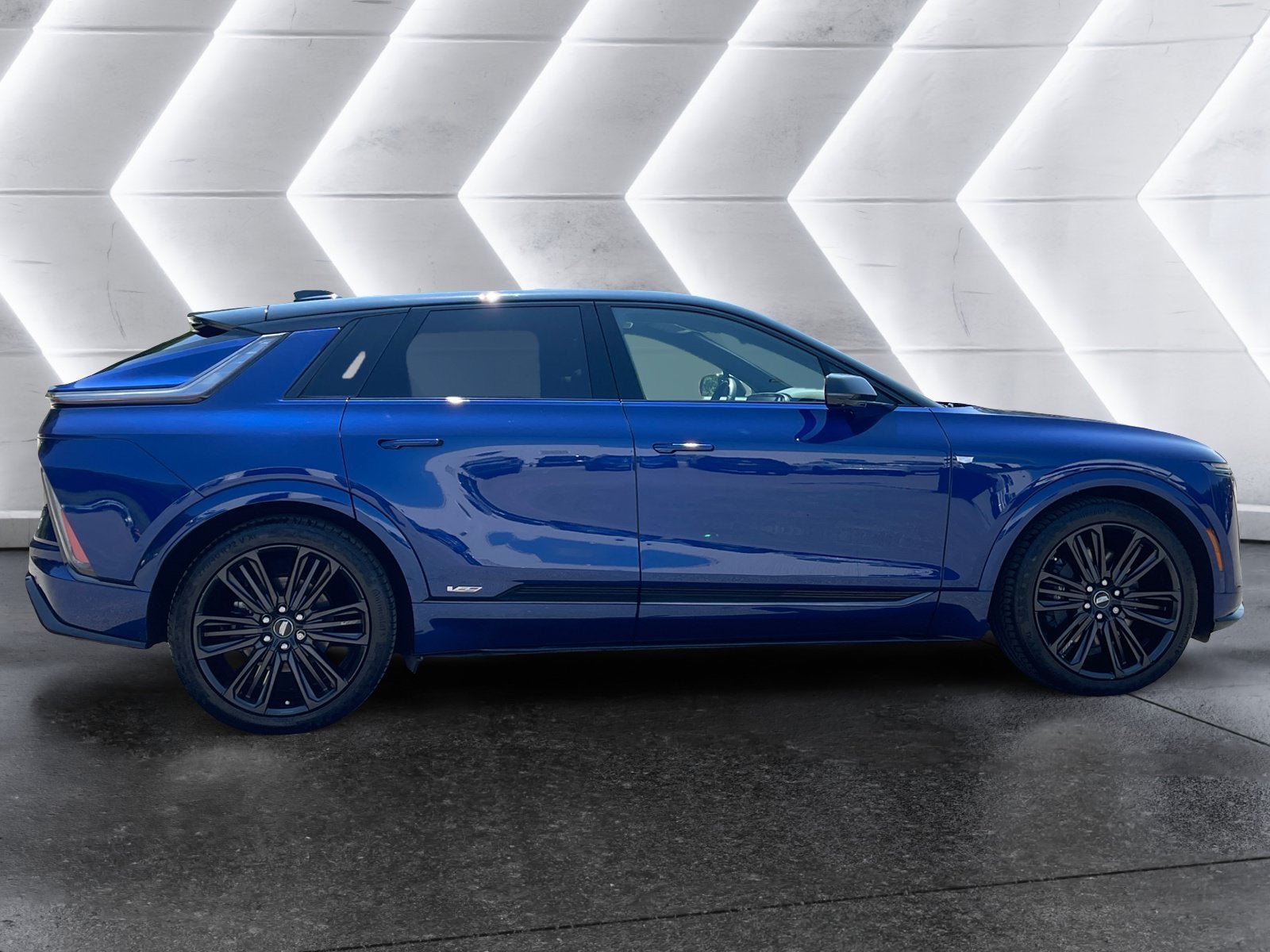 Certified 2026 Cadillac Lyriq V AWD/4WD image 24