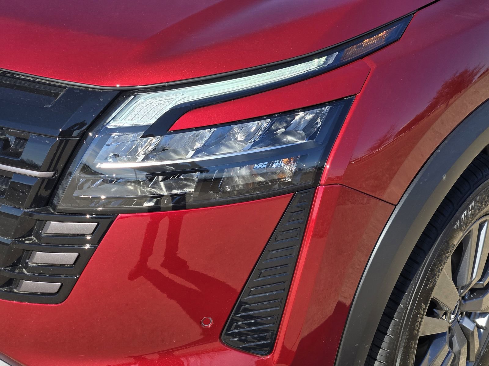 New 2026 Nissan Pathfinder SV image 9