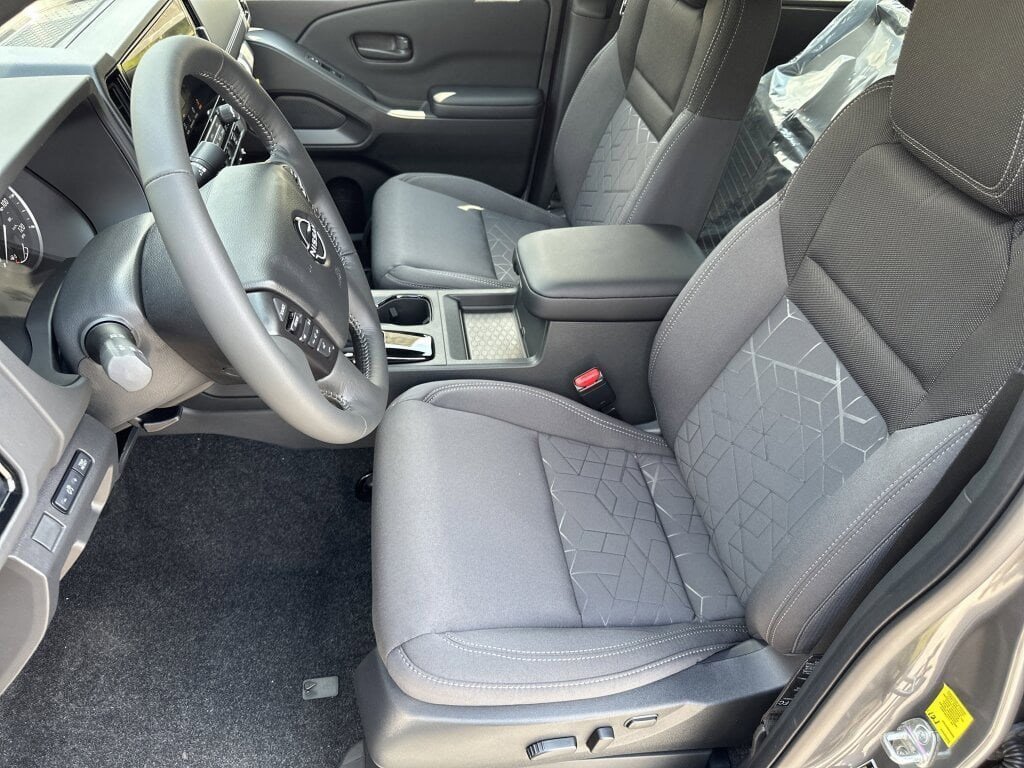 New 2026 Nissan Frontier SV image 21