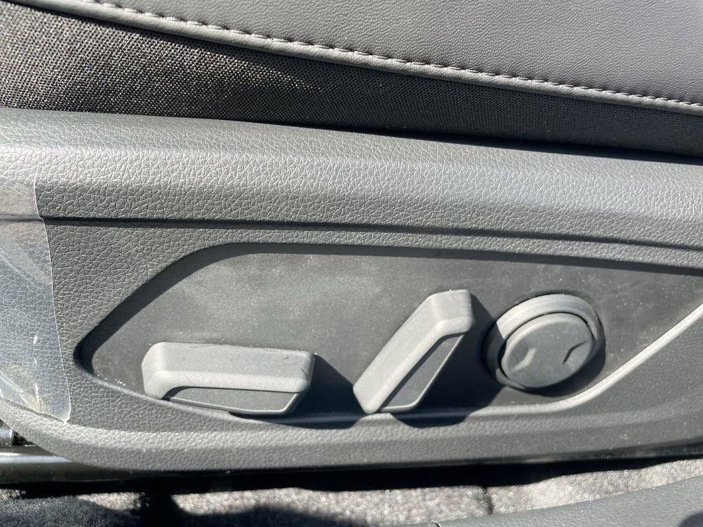 New 2025 Kia K5 EX image 37