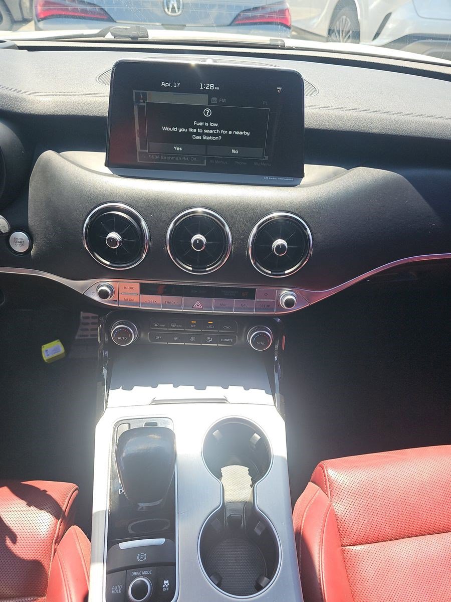 Used 2019 Kia Stinger GT2 AWD/4WD image 17