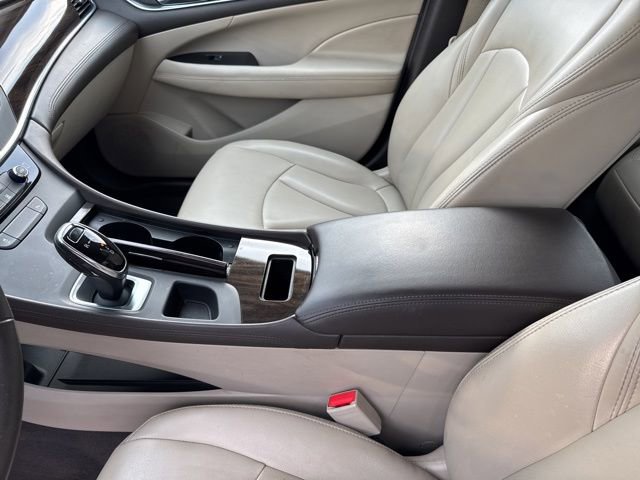 Used 2017 Buick LaCrosse Preferred image 16