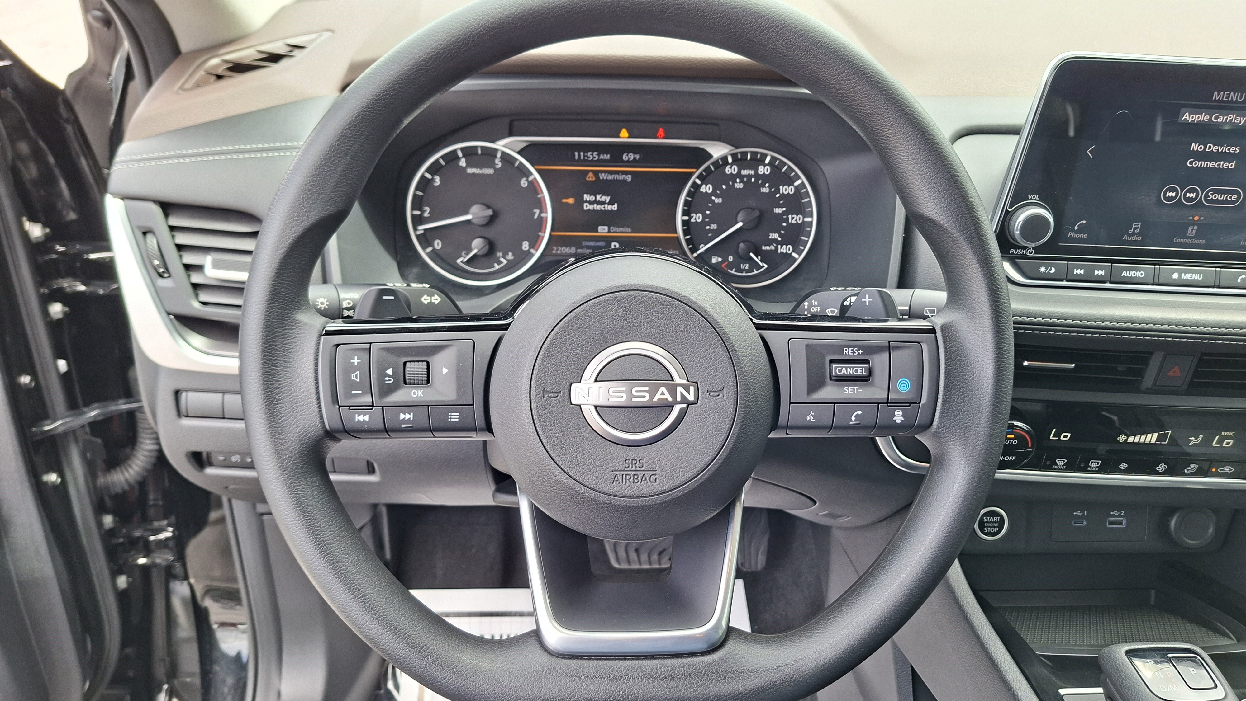 Used 2023 Nissan Rogue SV image 11