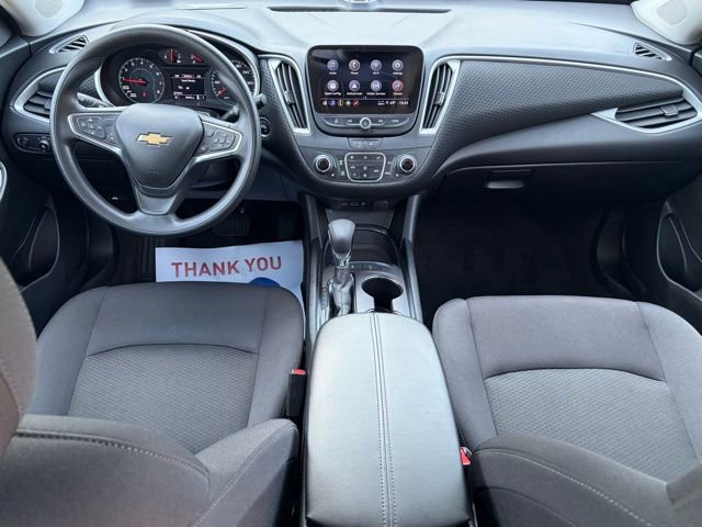 Used 2025 Chevrolet Malibu LT image 30