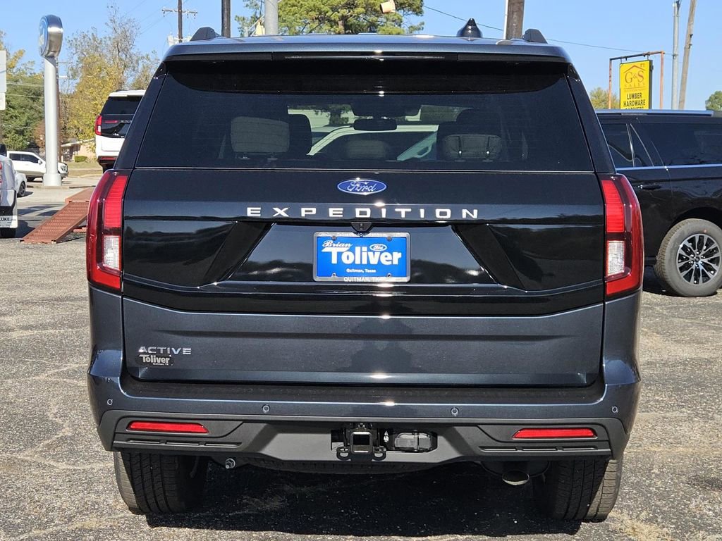 New 2025 Ford Expedition Active image 8