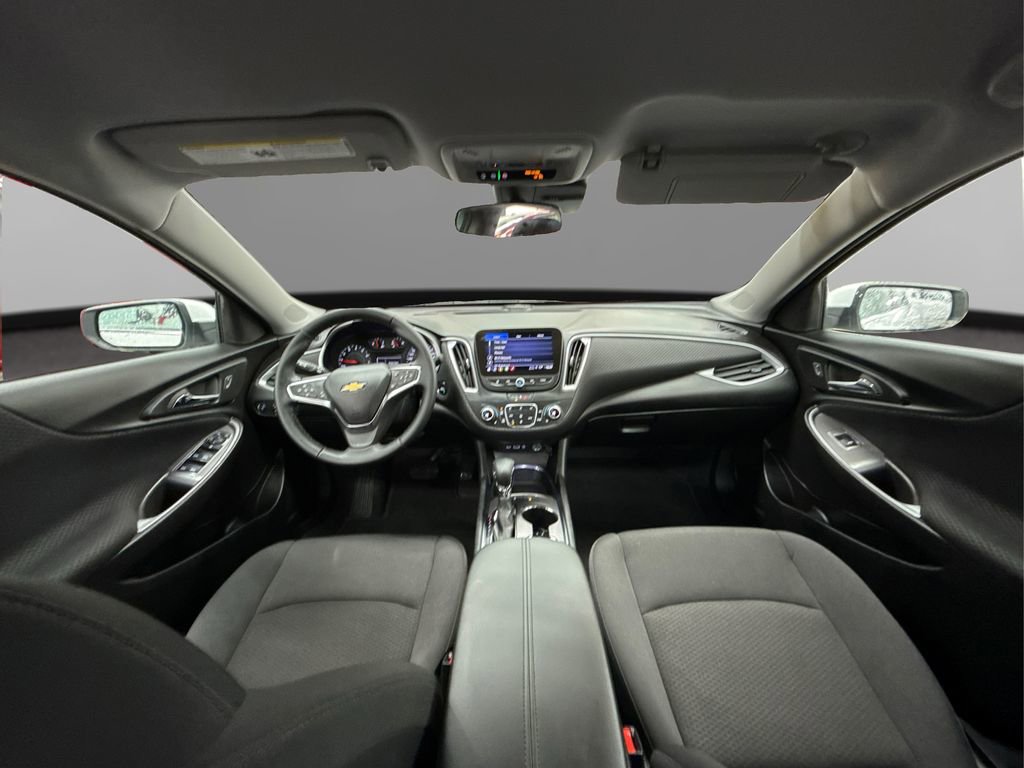 Used 2025 Chevrolet Malibu LT image 26