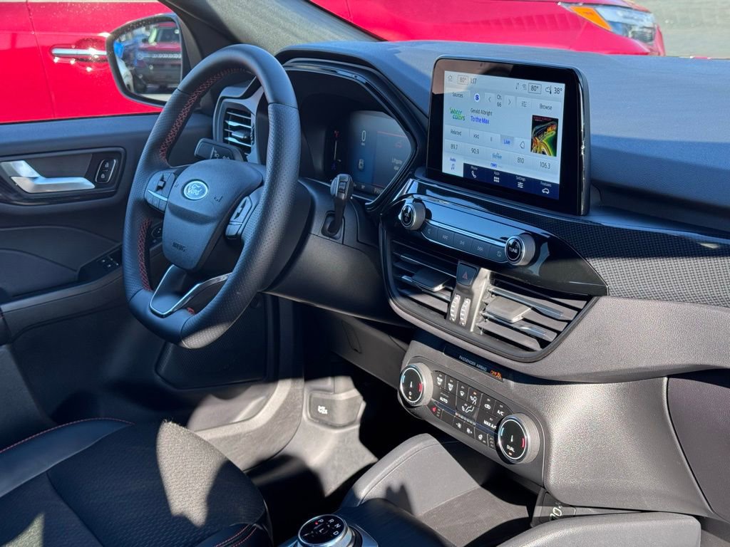Used 2025 Ford Escape ST-Line Select image 24