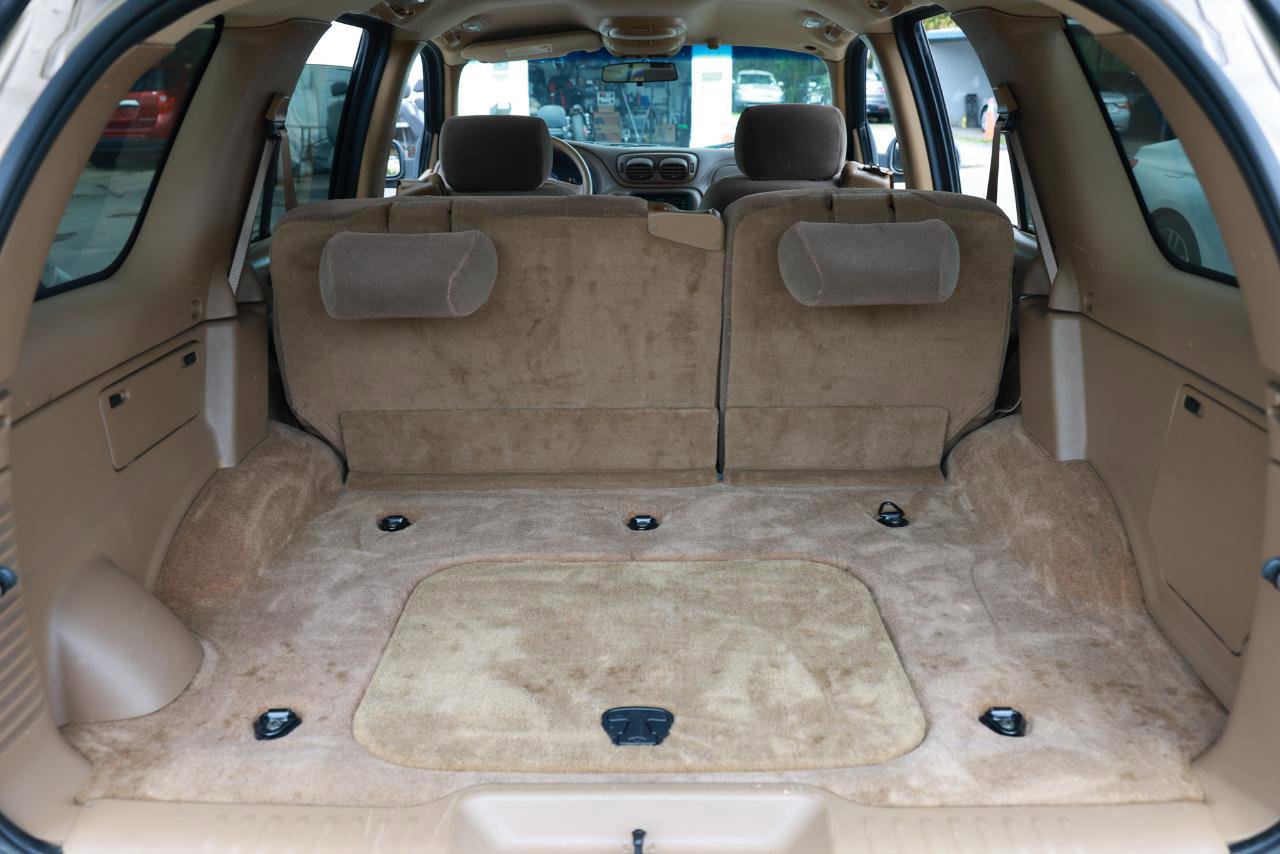 Used 2003 Chevrolet TrailBlazer LT image 24