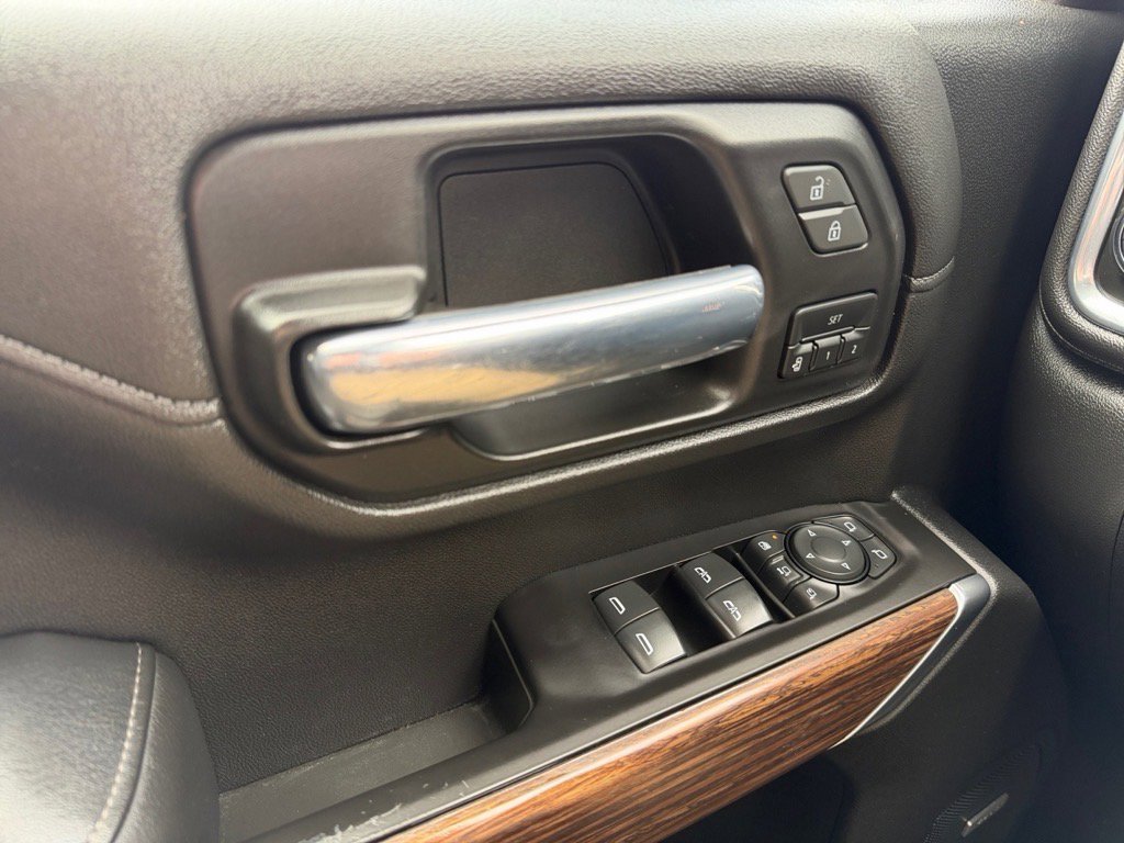 Used 2020 Chevrolet Silverado 3500 High Country image 24