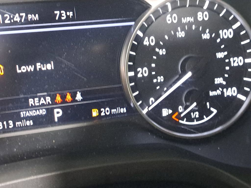 Used 2022 Nissan Rogue SV image 16