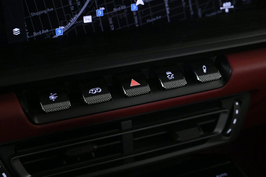 Certified 2024 Porsche 911 Carrera GTS image 22