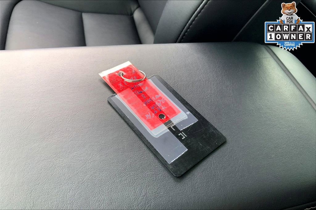 Used 2022 Tesla Model 3 Performance image 13