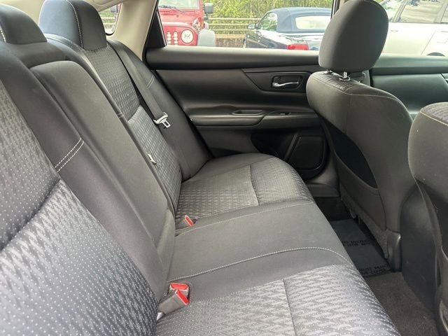 Used 2016 Nissan Altima 2.5 S w/ Power Driver Seat Package FWD image 13