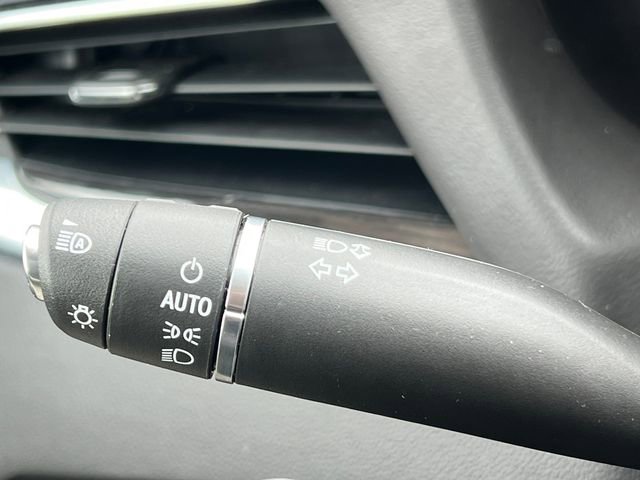 Used 2024 Buick Enclave Essence w/ Experience Buick Package AWD/4WD image 24