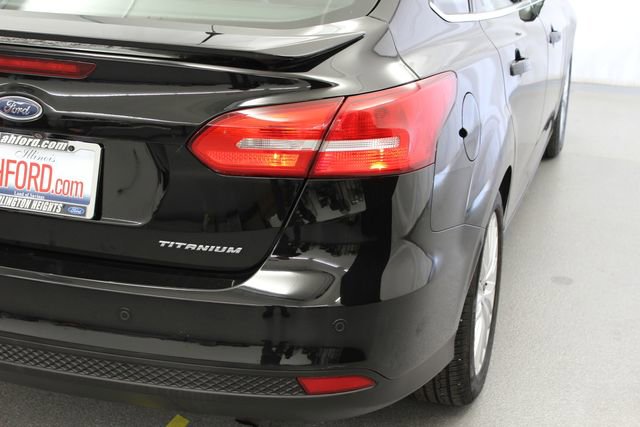Used 2018 Ford Focus Titanium w/ Titanium Technology Package FWD image 8