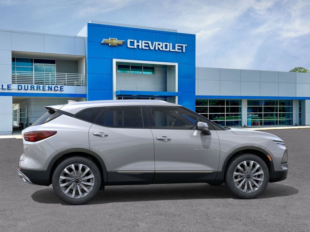 New 2025 Chevrolet Blazer Premier w/ Enhanced Convenience Package FWD image 5