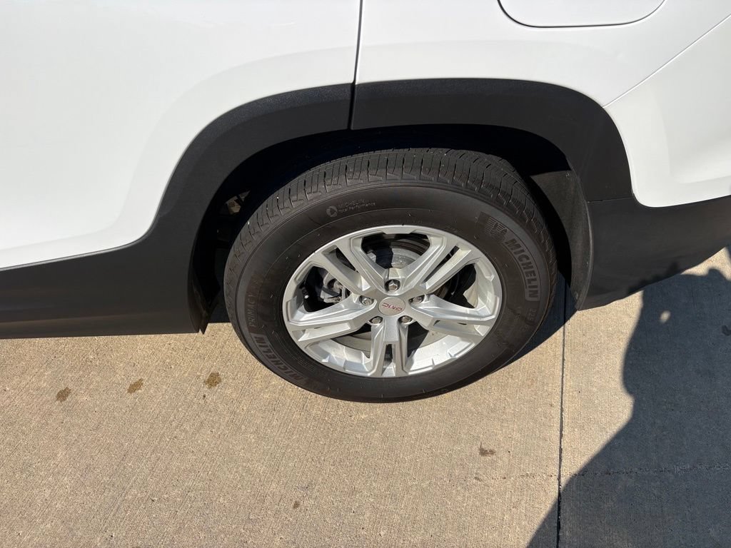 Used 2023 GMC Terrain SLE w/ Driver Convenience Package FWD image 48