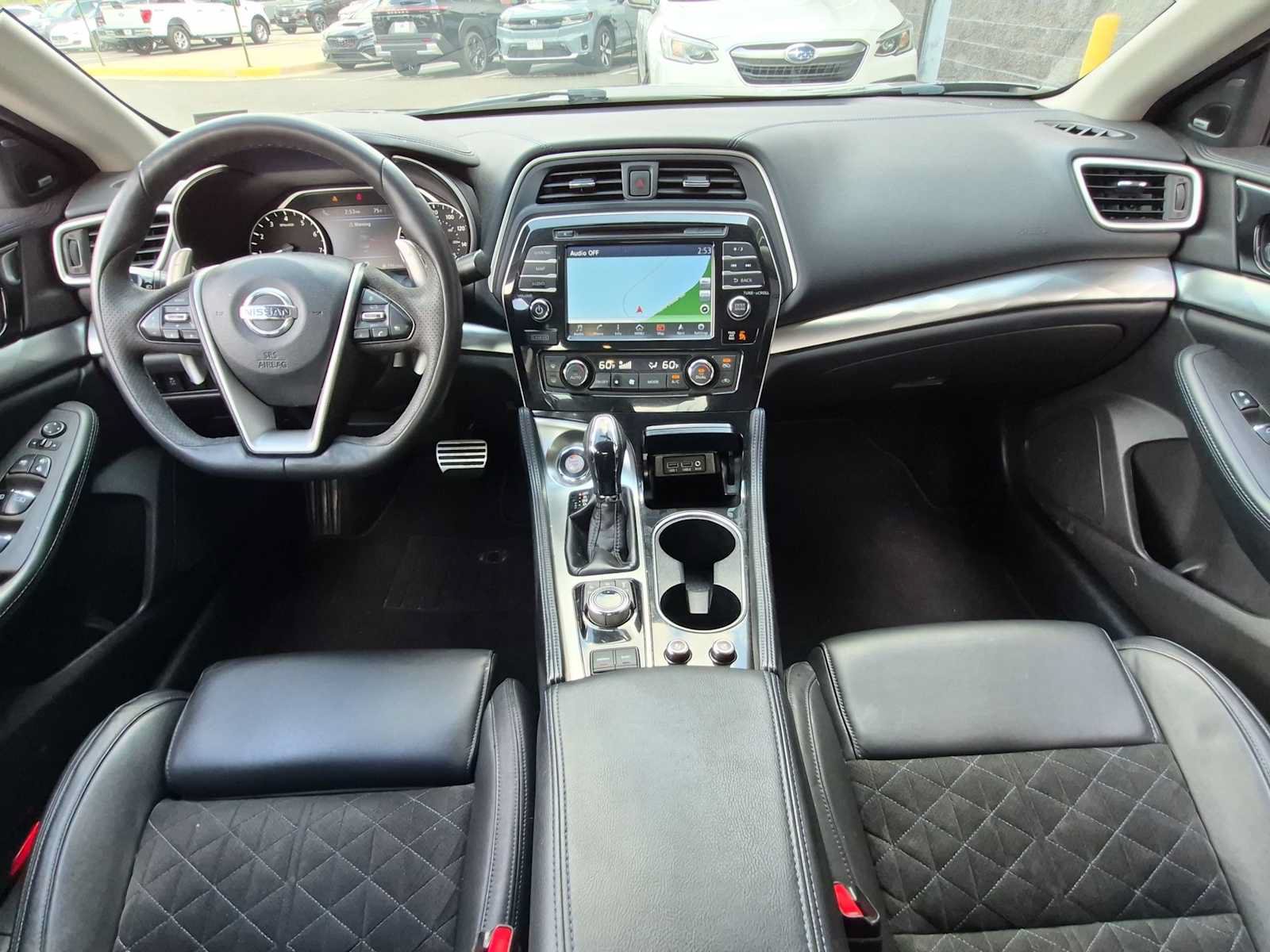 Used 2017 Nissan Maxima SR FWD image 15