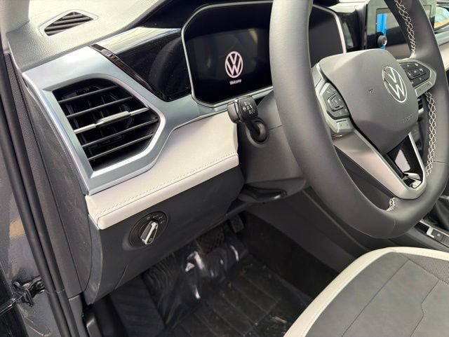 New 2026 Volkswagen Taos SE AWD/4WD image 39