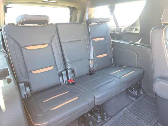 Used 2023 GMC Yukon XL AT4 AWD/4WD image 18