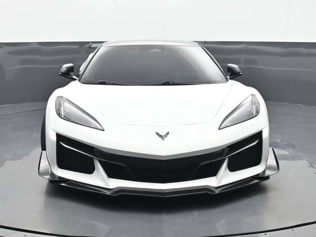 Used 2024 Chevrolet Corvette Z06 RWD image 20