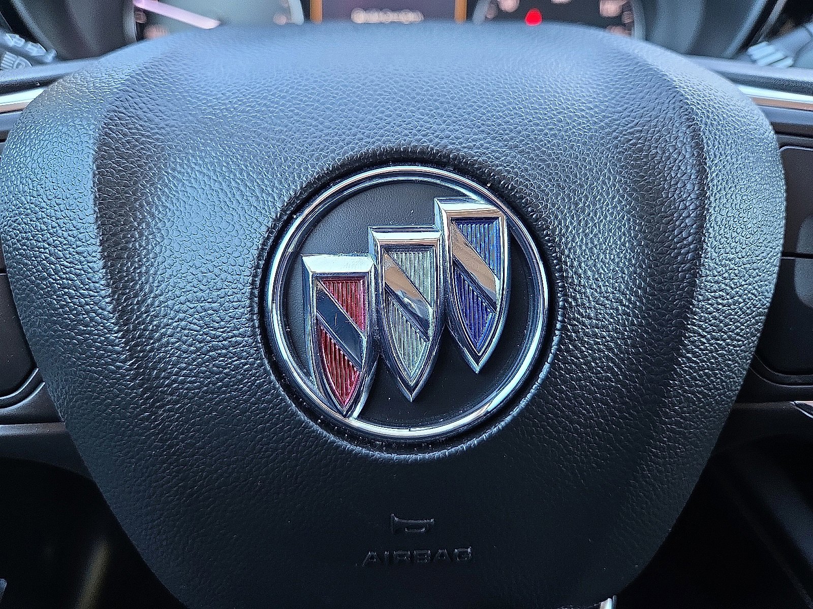 Used 2021 Buick Envision Avenir image 22