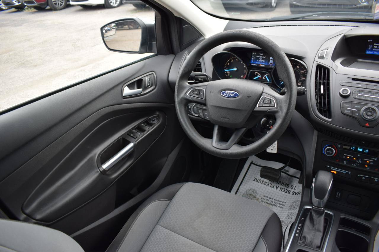 Used 2018 Ford Escape SE FWD image 11
