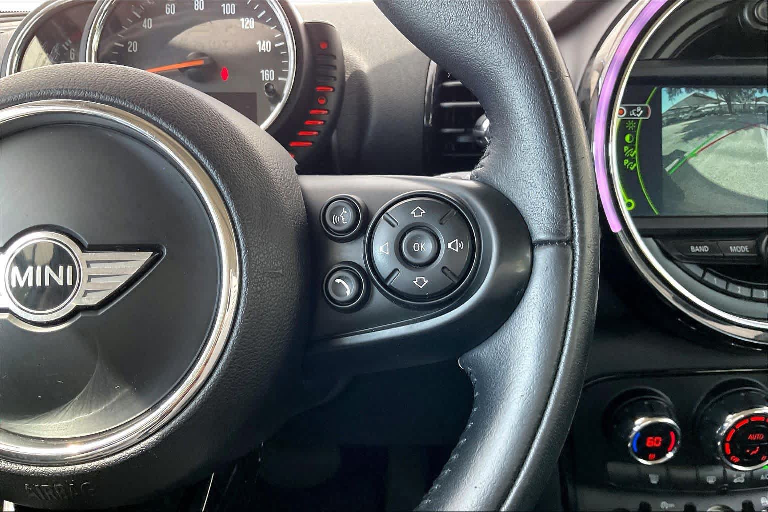 Used 2017 MINI Cooper Clubman FWD image 25