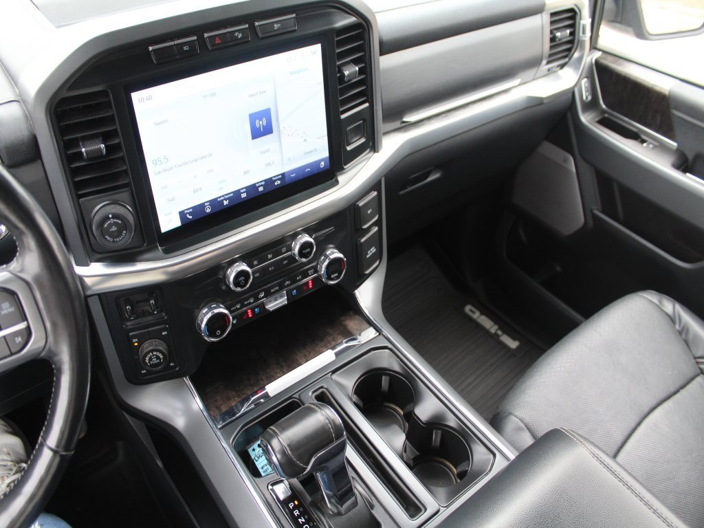 Used 2021 Ford F150 Lariat w/ Equipment Group 502A High image 19