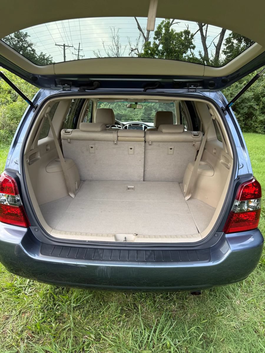 Used 2006 Toyota Highlander Sport FWD image 3