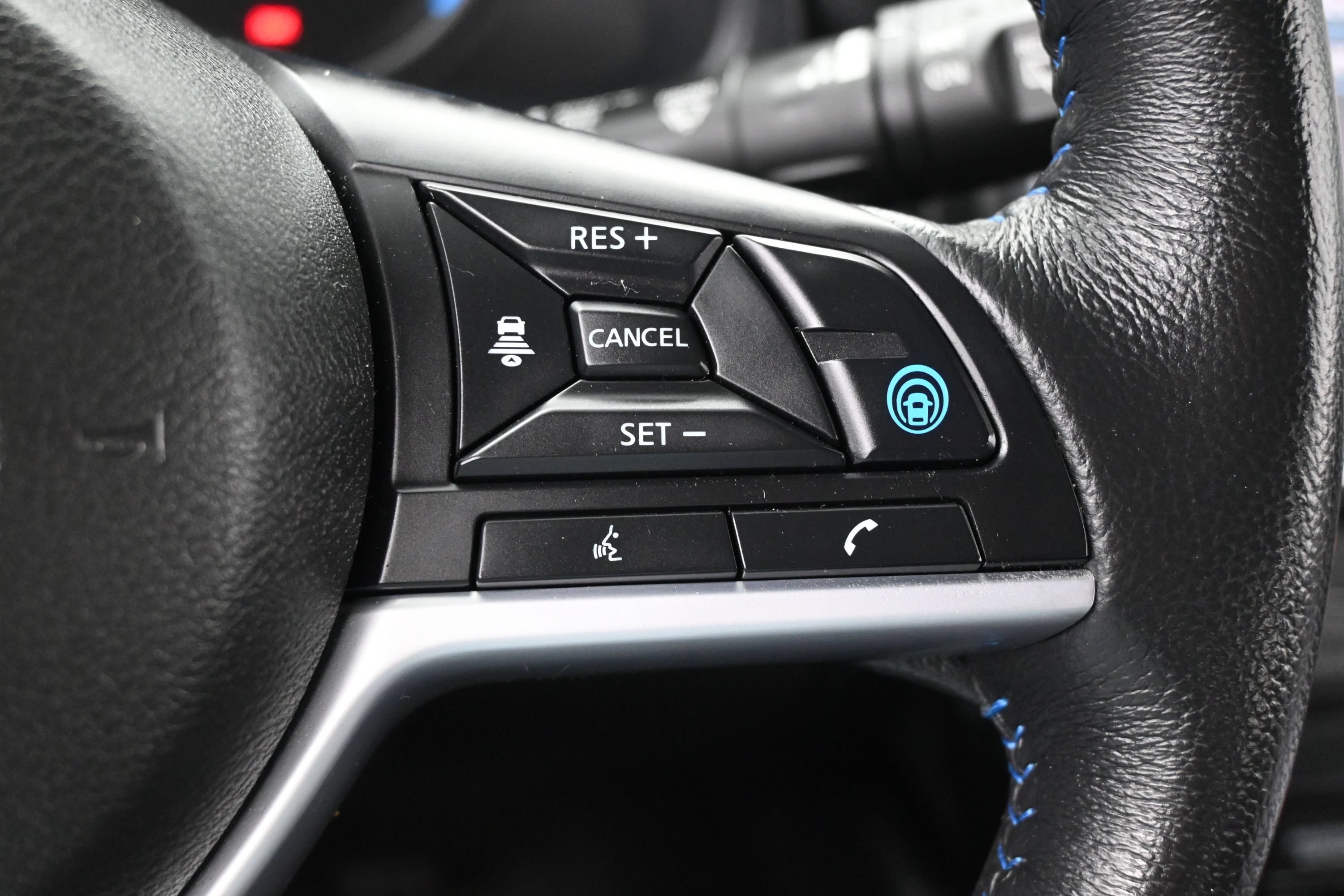 Used 2025 Nissan Leaf SV Plus FWD image 15