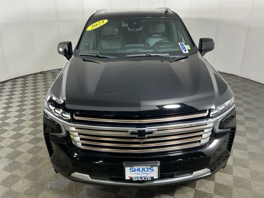 Used 2023 Chevrolet Tahoe High Country w/ Advanced Technology Package AWD/4WD image 2