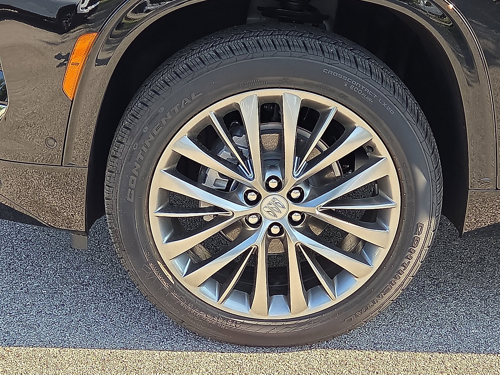 New 2026 Buick Enclave Avenir w/ Super Cruise Package AWD/4WD image 7