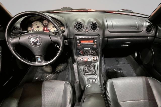 Used 2002 MAZDA MX-5 Miata image 16