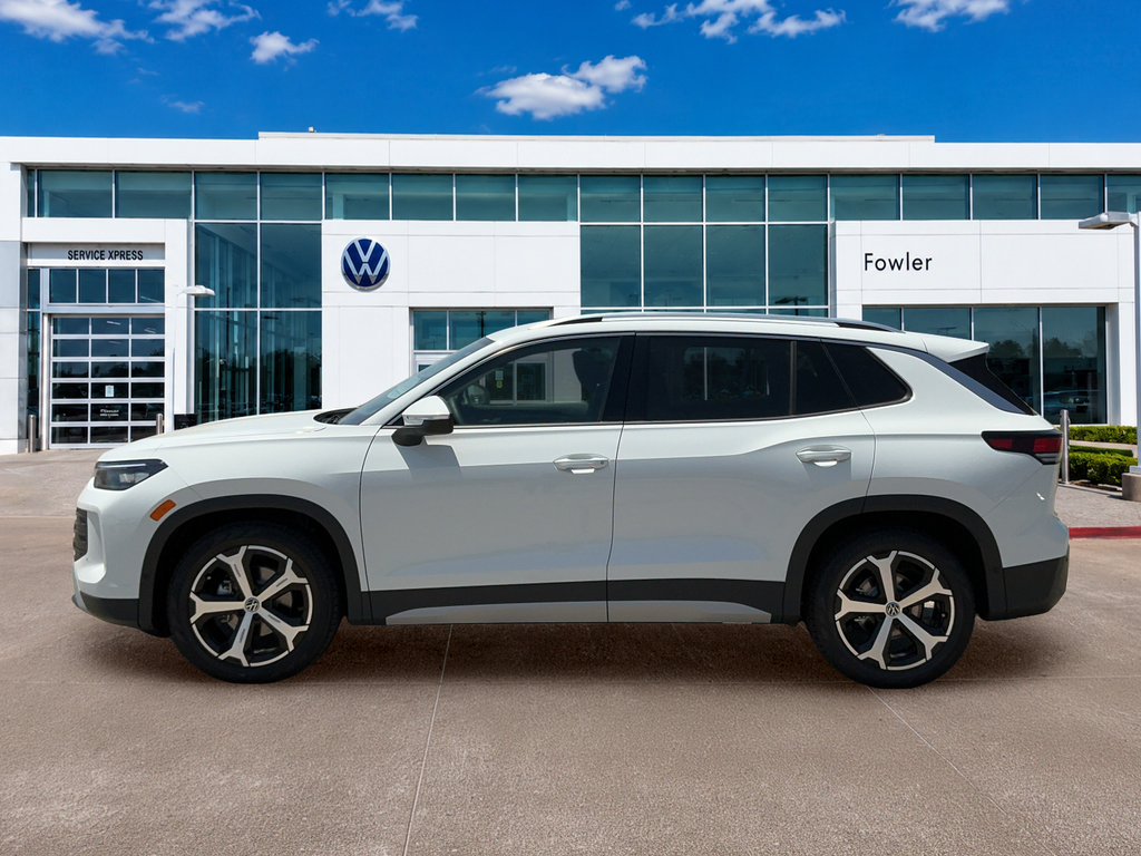 New 2026 Volkswagen Tiguan SE FWD image 4