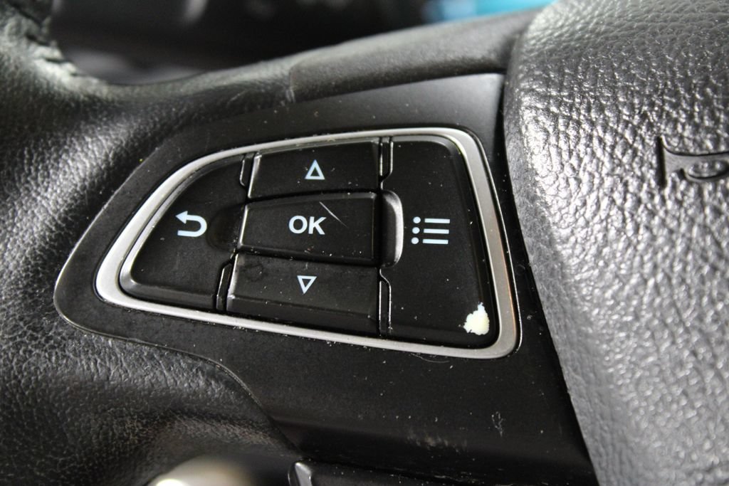 Used 2020 Ford EcoSport SE FWD image 34