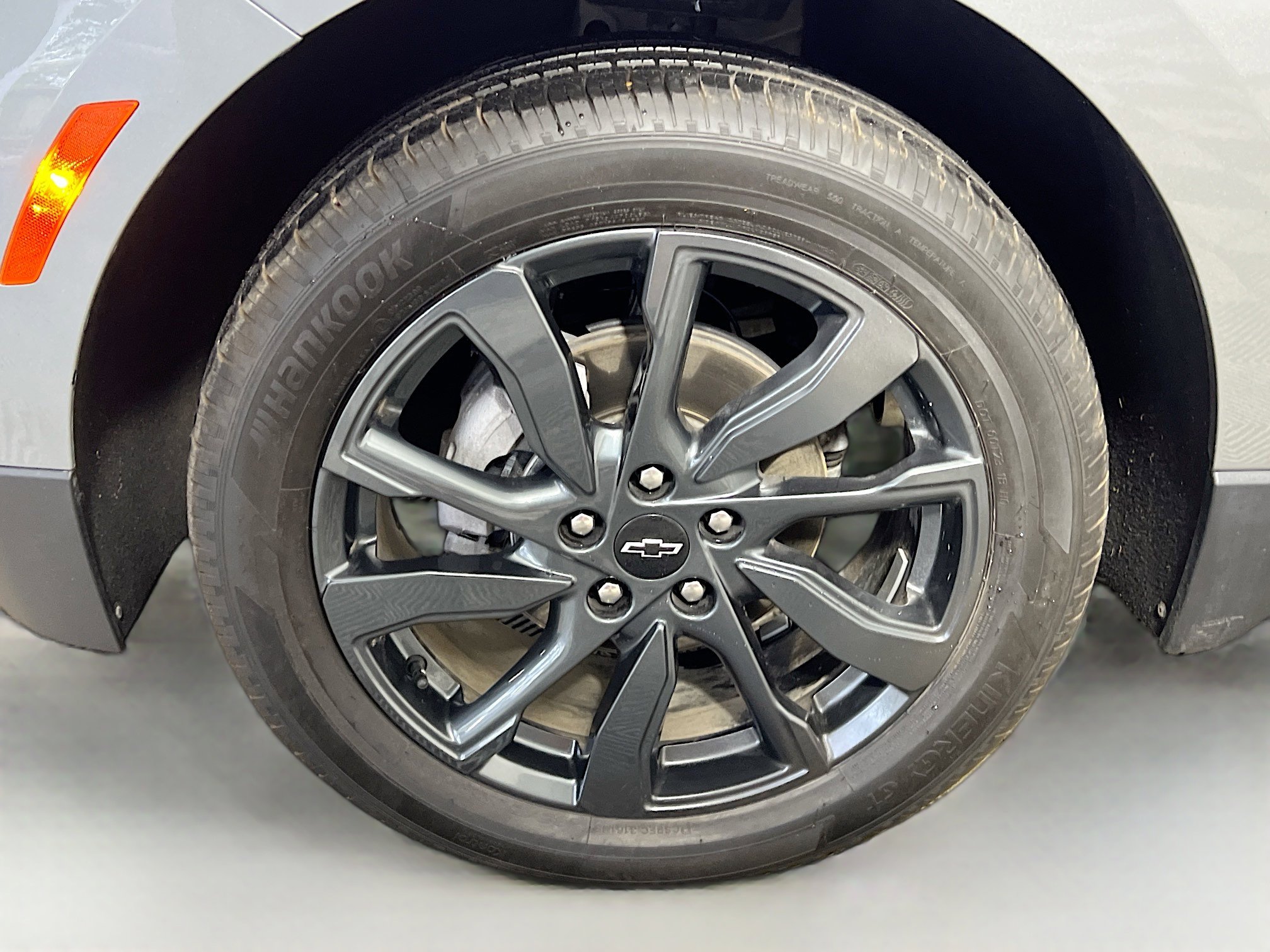 Used 2023 Chevrolet Equinox RS image 14