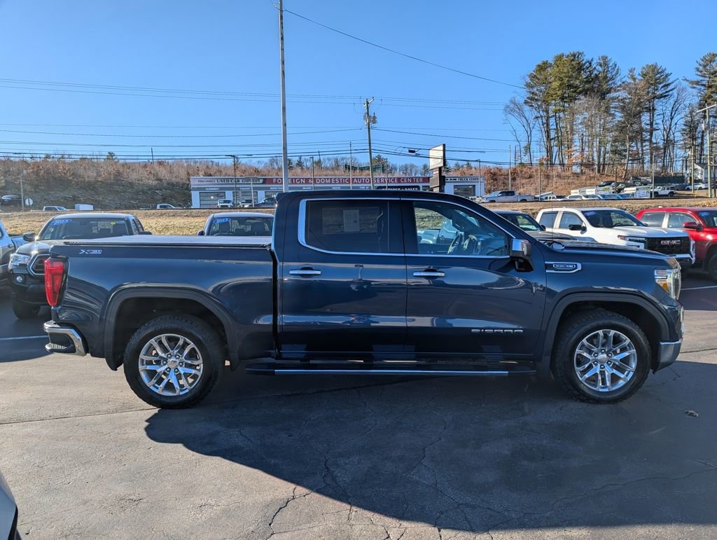 Used 2022 GMC Sierra 1500 SLT w/ SLT Premium Package image 9