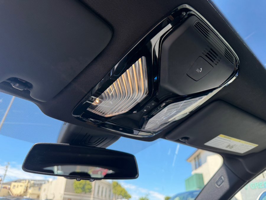 Used 2022 BMW i4 eDrive40 w/ Premium Package RWD image 26