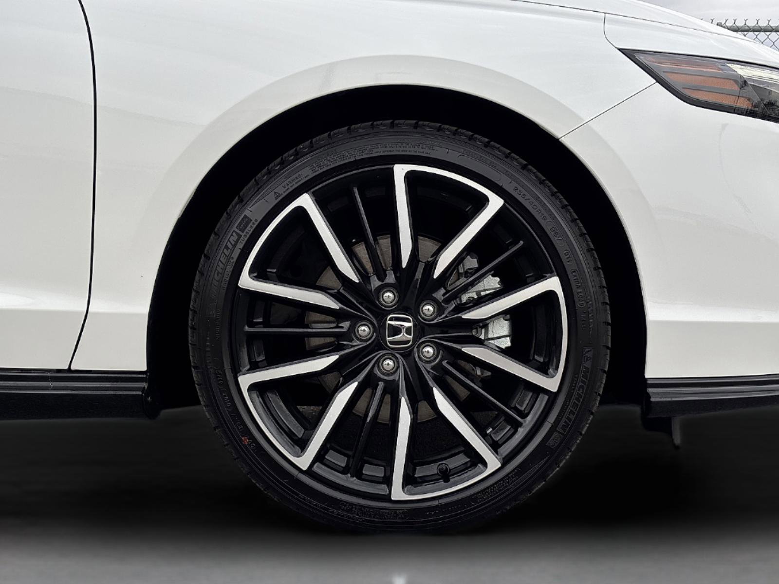 Certified 2025 Honda Accord Touring image 11