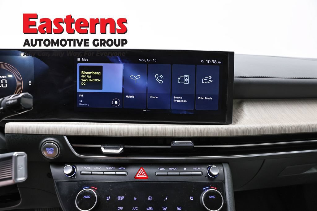 Used 2025 Hyundai Sonata SEL FWD image 11